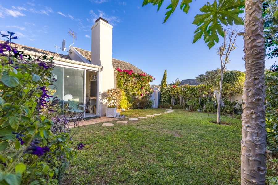 3 Bedroom Property for Sale in Sunningdale Western Cape